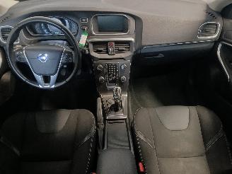 Volvo V-40 V40 (MV) Hatchback 5-drs 1.6 D2 (D4162T) [84kW]  (03-2012/12-2016) picture 11