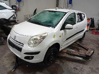 Salvage car Suzuki Alto Alto Hatchback 5-drs 1.0 12V (K10B) [50kW]  (01-2009/...) 2010/1