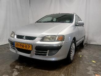 Damaged car Mitsubishi Space-star Space Star (DG) MPV 1.6 16V (4G18) [72kW]  (01-2001/12-2004) 2004/6