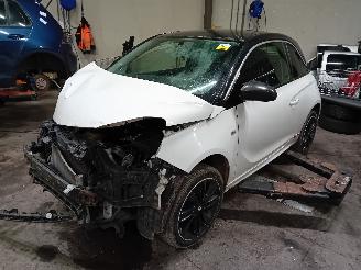 Uttjänta bilar auto Opel Adam Adam Hatchback 3-drs 1.4 16V (A14XER(Euro 5)) [64kW]  (10-2012/02-2019=
) 2013/5