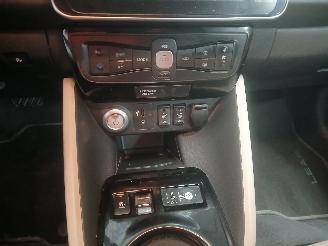 Nissan Leaf Leaf (ZE1) Hatchback 39/40kWh (EM57) [110kW]  (08-2017/...) picture 18