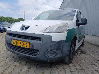 krockskadad bil auto Peugeot Partner Partner (GC/GF/GG/GJ/GK) Van 1.6 (TU5JP4B(NFR)) [66kW]  (04-2008/02-20=
12) 2009/3