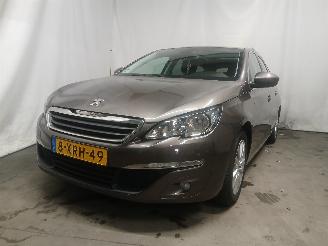 Auto incidentate Peugeot 308 308 SW (L4/L9/LC/LJ/LR) Combi 5-drs 1.2 12V e-THP PureTech 130 (EB2DTS=
(HNY)) [96kW]  (03-2014/06-2021) 2014/10
