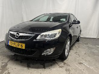 Damaged car Opel Astra Astra J (PC6/PD6/PE6/PF6) Hatchback 5-drs 1.3 CDTI 16V EcoFlex (A13DTE=
(Euro 5)) [70kW]  (12-2009/10-2015) 2011/2