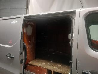 Renault Trafic Trafic (1FL/2FL/3FL/4FL) Van 1.6 dCi 125 Twin Turbo (R9M-452(R9M-D4)) =
[92kW]  (07-2015/...) picture 9