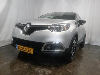 Voiture accidenté Renault Captur Captur (2R) SUV 0.9 Energy TCE 12V (H4B-400(H4B-A4)) [66kW]  (06-2013/=
=2E..) 2015/4