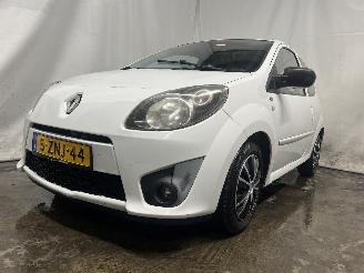 Vaurioauto  passenger cars Renault Twingo Twingo II (CN) Hatchback 3-drs 1.2 16V (D4F-770) [55kW]  (03-2007/09-2=
014) 2011/11