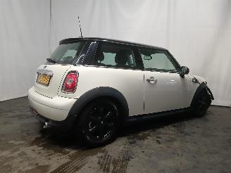 Mini Mini Mini (R56) Hatchback 1.6 16V Cooper (N12-B16A) [88kW]  (10-2006/02-201=
2) picture 6