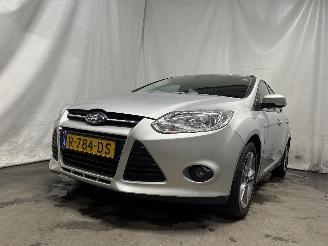 Avarii autoturisme Ford Focus Focus 3 Hatchback 1.0 Ti-VCT EcoBoost 12V 100 (M2DA(Euro 5)) [74kW]  (=
02-2012/05-2018) 2014/3