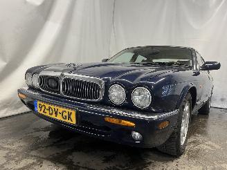 Coche accidentado Jaguar XJ XJ8 (X308) Sedan 3.2 V8 32V Executive,Sport (AC) [174kW]  (07-1997/05-=
2003) 2000/2