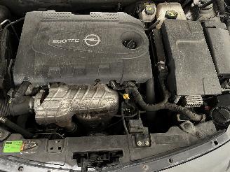 Opel Insignia Insignia Hatchback 5-drs 2.0 CDTI 16V 130 Ecotec (A20DTJ(Euro 5)) [96k=
W]  (07-2008/03-2017) picture 13