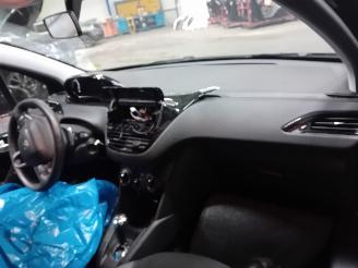 Peugeot 208 208 I (CA/CC/CK/CL) Hatchback 1.4 HDi (DV4C(8HP)) [50kW]  (03-2012/12-=
2019) picture 5