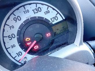 Citroën C1 C1 Hatchback 1.0 12V (384F(CFA)) [50kW]  (06-2005/09-2014) picture 2