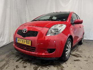 Coche accidentado Toyota Yaris Yaris II (P9) Hatchback 1.3 16V VVT-i (2SZFE) [64kW]  (08-2005/11-2010=
) 2007/10