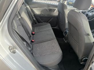 Seat Leon Leon ST (5FF) Combi 5-drs 1.6 TDI 16V (DDYA) [85kW]  (11-2016/08-2020)= picture 9