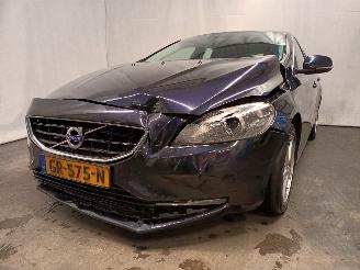 Coche accidentado Volvo V-40 V40 (MV) Hatchback 5-drs 2.0 D2 16V (D4204T8(Euro 6b)) [88kW]  (02-201=
5/08-2019) 2015/8