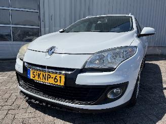 Unfallwagen Renault Mégane Megane III Grandtour (KZ) Combi 5-drs 1.5 dCi 110 (K9K-837(K9K-N8)) [8=
1kW]  (02-2009/04-2016) 2013/6