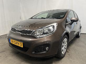 Voiture accidenté Kia Rio Rio III (UB) Hatchback 1.2 CVVT 16V (G4LA5) [63kW]  (09-2011/12-2017) 2011/11