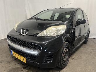 Unfallwagen Peugeot 107 107 Hatchback 1.0 12V (384F(1KR)) [50kW]  (06-2005/05-2014) 2010/6