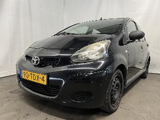 damaged passenger cars Toyota Aygo Aygo (B10) Hatchback 1.0 12V VVT-i (1KR-FE) [50kW]  (07-2005/05-2014) 2012/1