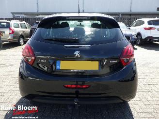 Peugeot 208 1.2 Puretech Bluelion Airco 5drs picture 6