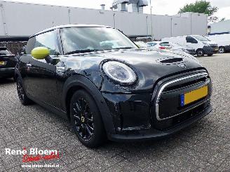 Mini Mini Electric Resolute Edition 33kWh Camden picture 5