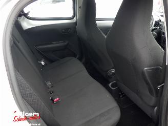 Peugeot 108 1.0 e-VTi Active 5-drs Airco picture 12