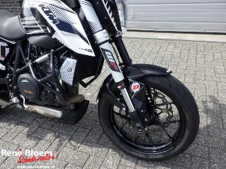 KTM 690 Duke  picture 14