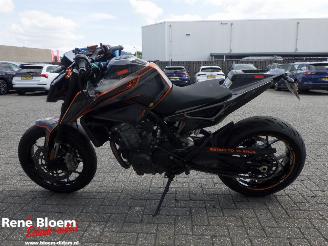 KTM 790 Duke  picture 2