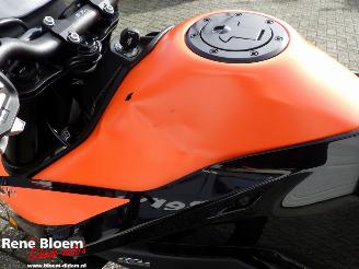 KTM  890 Duke picture 15