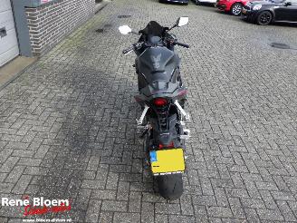 Honda  CBR 650R picture 5