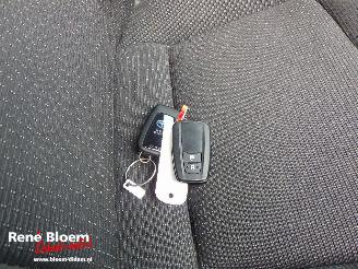 Toyota C-HR 1.8 Hybrid Style Automaat picture 10