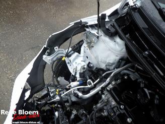 Toyota Yaris 1.5 Hybrid Active Automaat 5drs picture 10