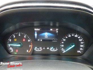 Ford Fiesta 1.0 EcoBoost Titanium Hybrid picture 17