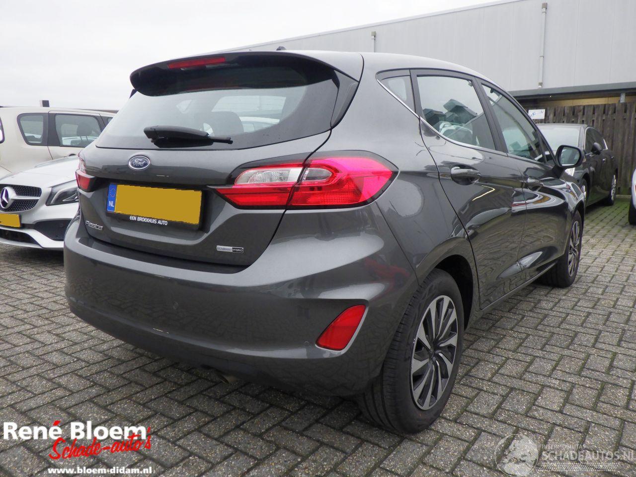 Ford Fiesta 1.0 EcoBoost Titanium Hybrid