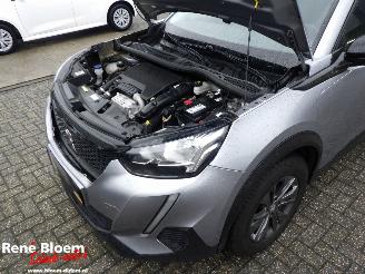 Peugeot 2008 1.2 PureTech Active Pack 5drs picture 8
