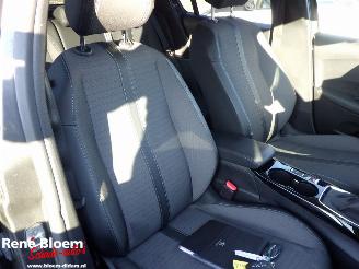 Peugeot 208 1.5 BlueHDi Allure Pack picture 11