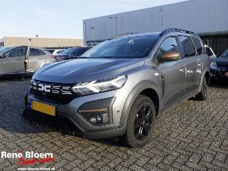 Unfallwagen Dacia Jogger 1.6 Hybrid 140 Extreme 5p. 2024/11