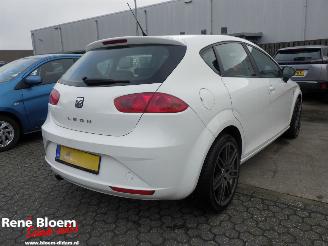 damaged passenger cars Seat Leon 1.2 TSI Reference 2011/2
