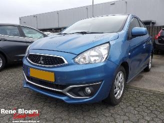 krockskadad bil auto Mitsubishi Space-star 1.0 Active 2019/6