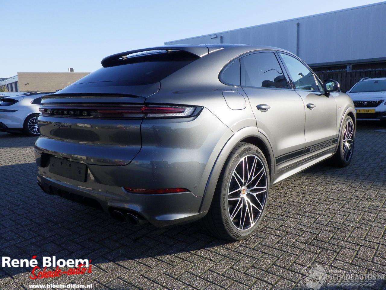 Porsche Cayenne S E-Hybrid Coupe Full Options 519pk