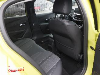 Peugeot 208 Hybrid 100 e-DCS6 Allure Automaat picture 8