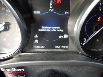 Jaguar XE 2.0D Prestige Aut 163pk picture 15