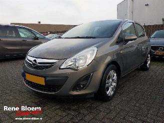krockskadad bil auto Opel Corsa 1.2 16V Selection Airco 5drs 2013/6