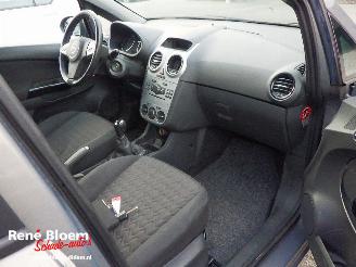 Opel Corsa 1.2 16V Selection Airco 5drs picture 10