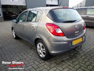 Opel Corsa 1.2 16V Selection Airco 5drs picture 2