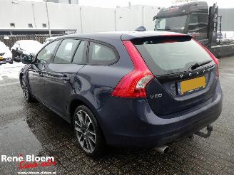 Volvo V-60 2.0 D3 picture 6
