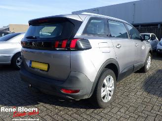 krockskadad bil auto Peugeot 5008 1.2 PureTech Blue Lease Executive Automaat 7-persoons 2018/1