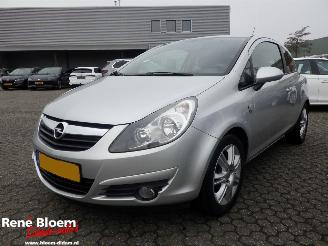 Opel Corsa 1.4 16V 111 Edition picture 4
