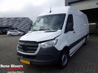 skadebil bedrijf Mercedes Sprinter 317 1.9 CDI Aut. L4 170pk 2024/12